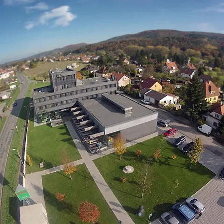 Hotel Pivotel Mmx Dobrichovice