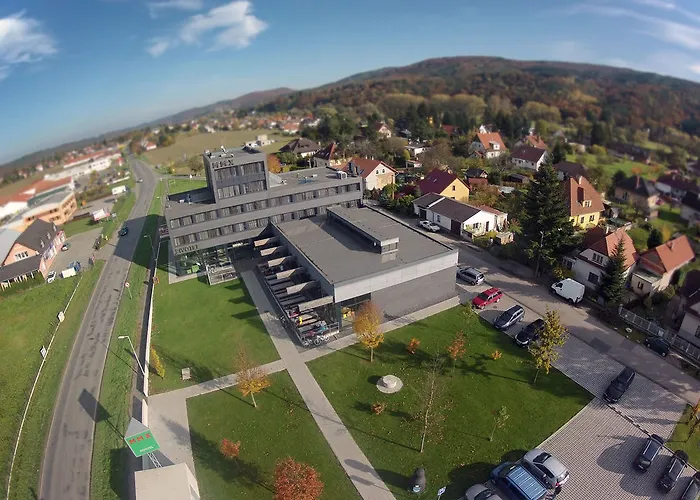 Hotel Pivotel Mmx Dobřichovice