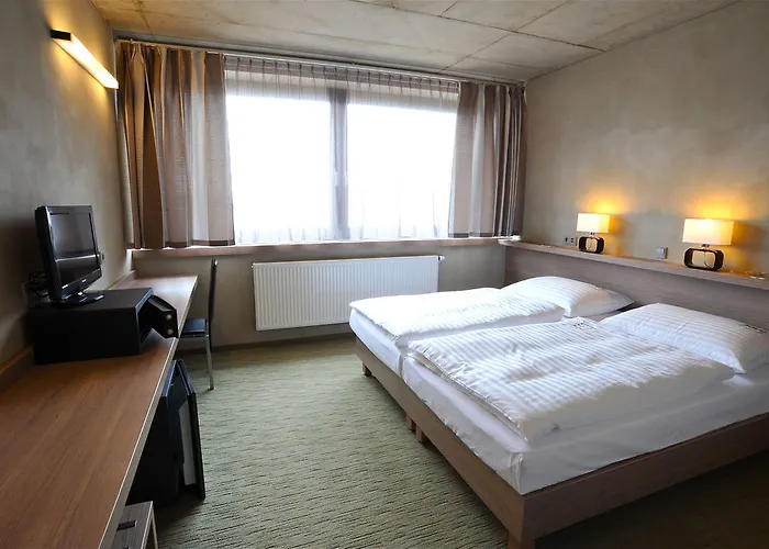 Pivotel Mmx Dobrichovice